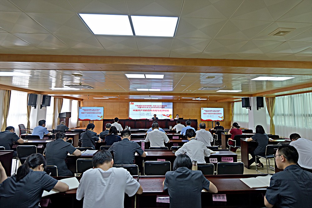 DSC_9765a.jpg